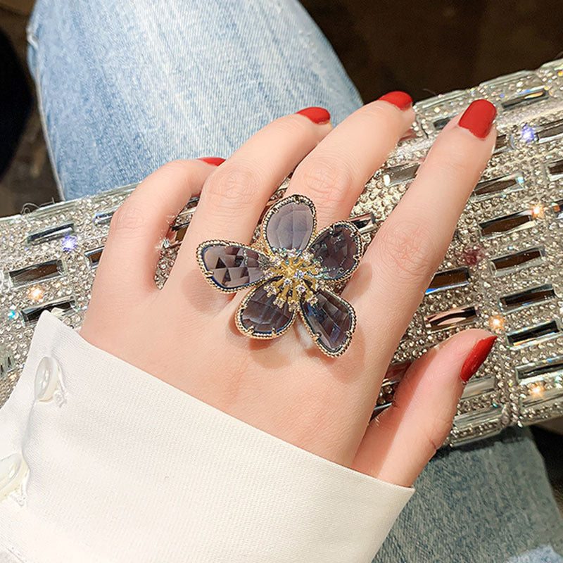 Crystal flower ring