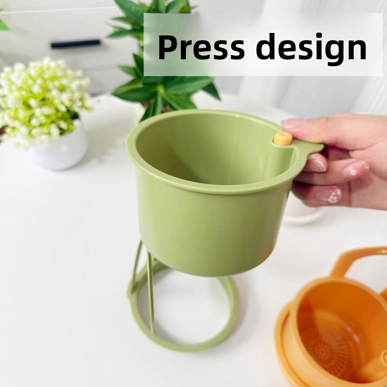 Kitchen sink draining hanging bag