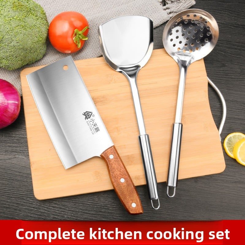 Kitchen knife set and kitchenware combination