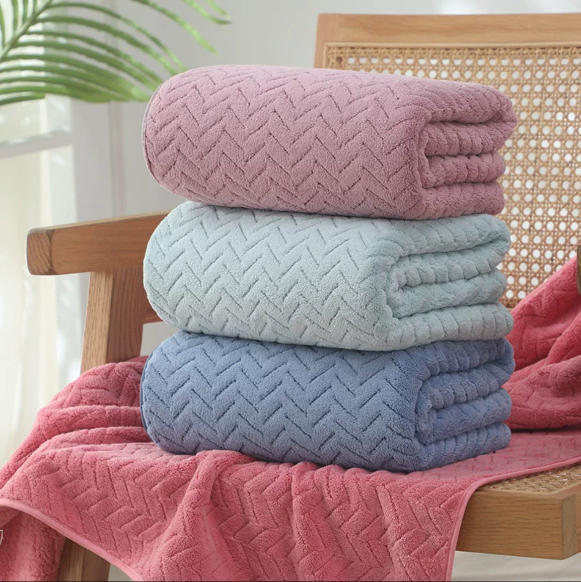 Soft Coral Fleece Towel and Bath Towel Set