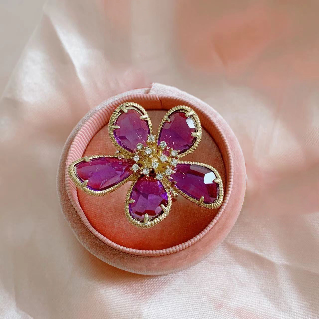 Crystal flower ring