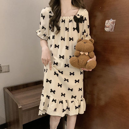 Women's padded nightgown